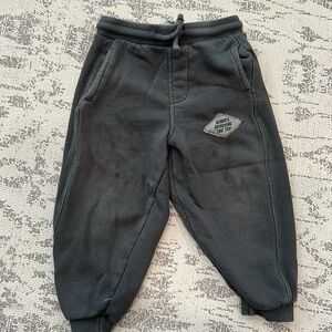 Zara Toddler boy charcoal sweatpants size 2T